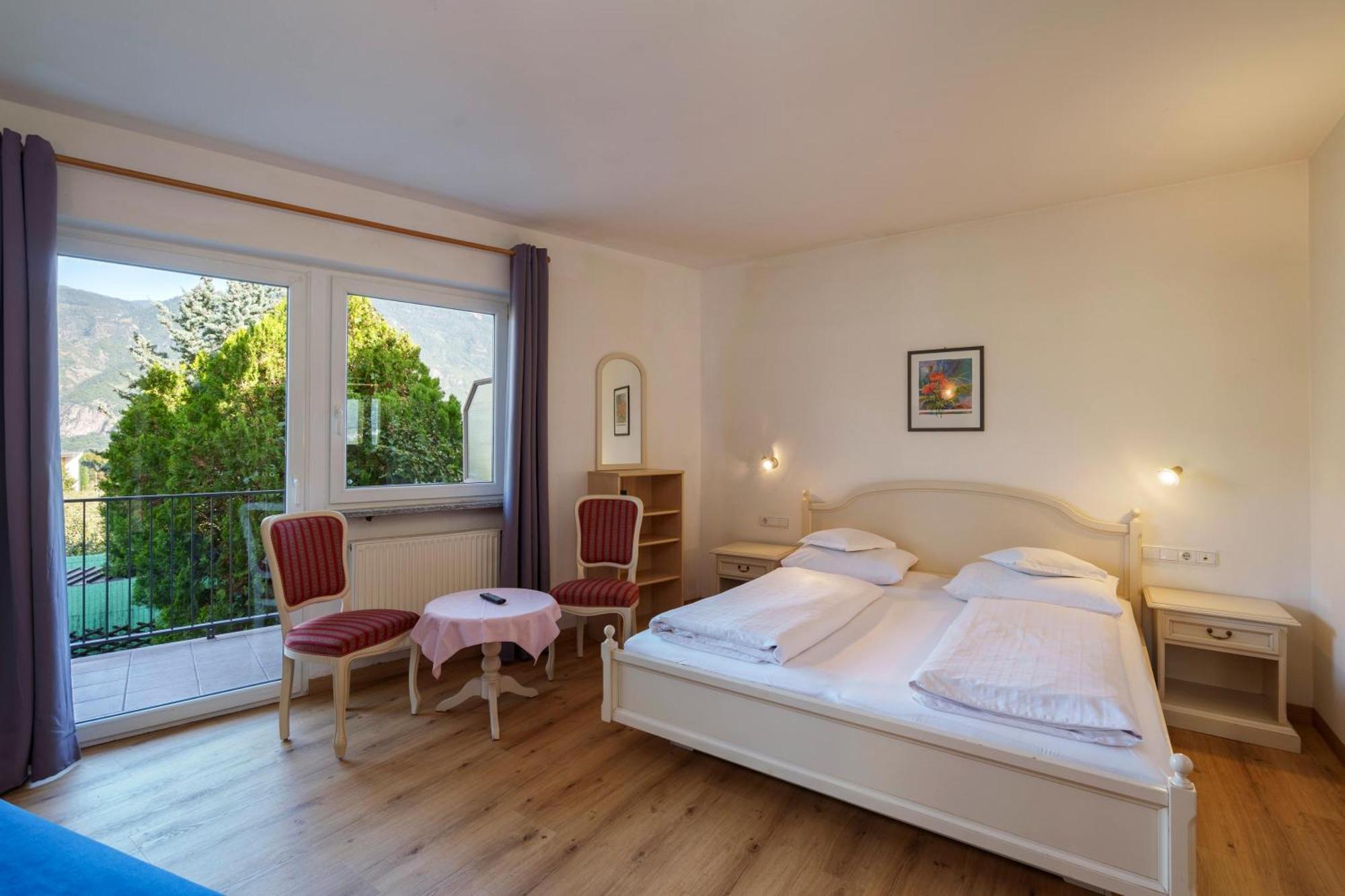 Hotel Appartement Lahngut Nalles Exterior photo